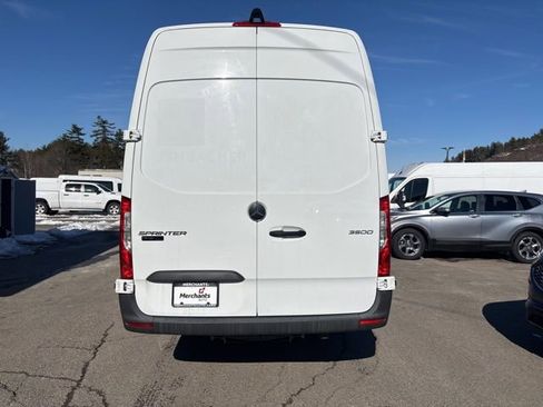 Used 2020 Mercedes-Benz Sprinter 3500 image 3