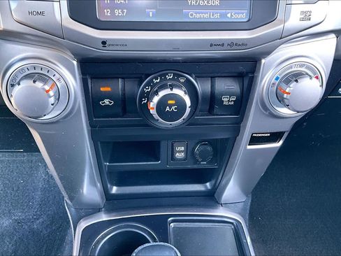 Used 2016 Toyota 4Runner SR5 RWD image 33