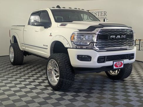 Used 2024 RAM 2500 Limited AWD/4WD image 3