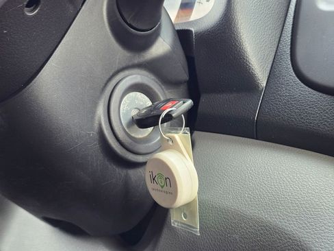 Used 2018 Nissan NV200 SV w/ Navigation Package image 31