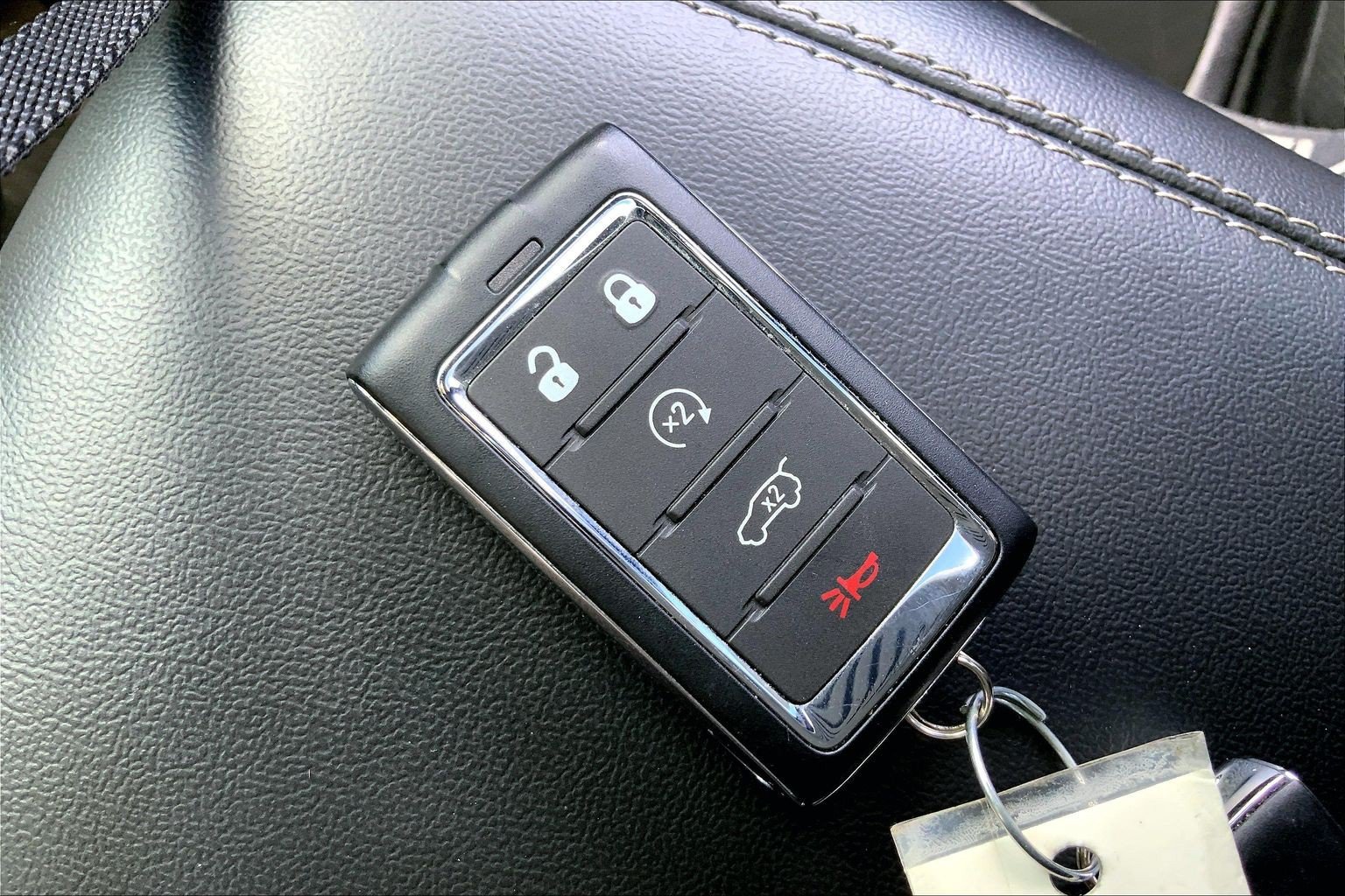 Certified 2024 Jeep Grand Cherokee Altitude AWD/4WD image 13