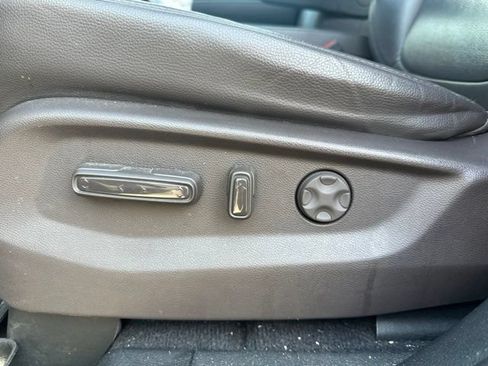 Used 2018 Honda Odyssey Touring image 6