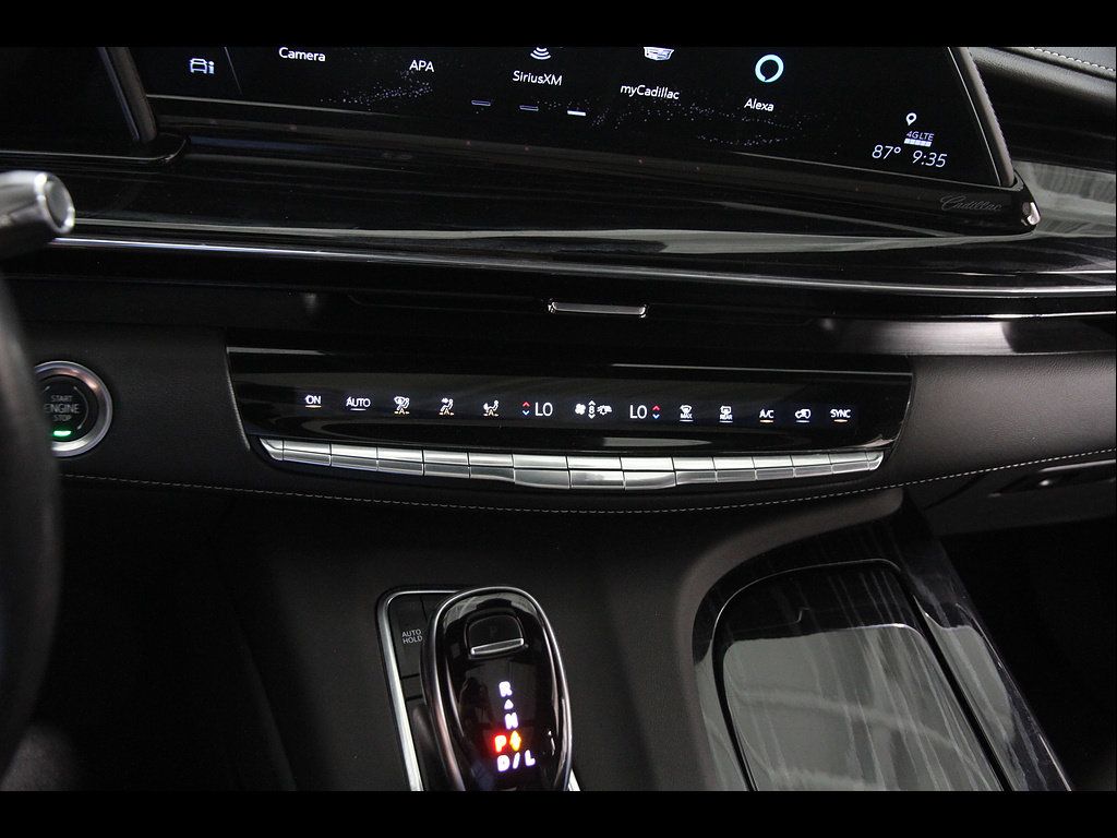 Used 2021 Cadillac Escalade ESV Sport w/ Driver Assist Tech Package AWD/4WD image 17