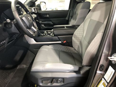 New 2025 Toyota Tundra SR5 image 11