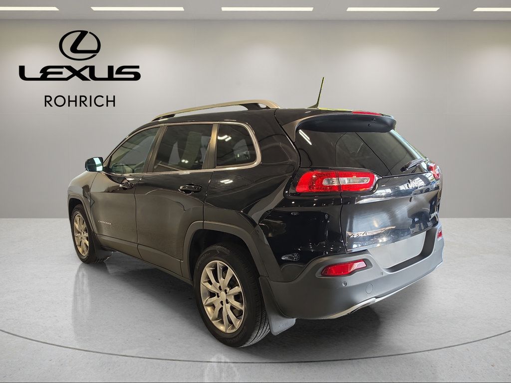 Used 2018 Jeep Cherokee Limited AWD/4WD image 8