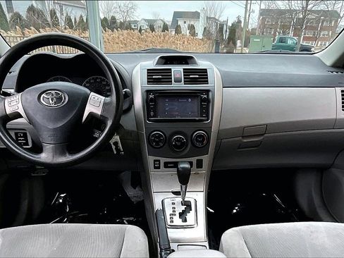 Used 2013 Toyota Corolla LE w/ Premium Pkg image 21