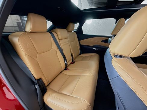 Used 2025 Lexus RX 350 Premium Plus w/ Convenience Package image 26