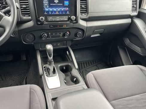 Used 2024 Nissan Frontier S w/ Technology Package RWD image 16