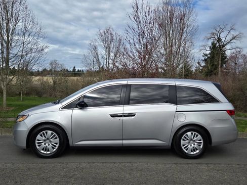 Used 2014 Honda Odyssey LX image 7