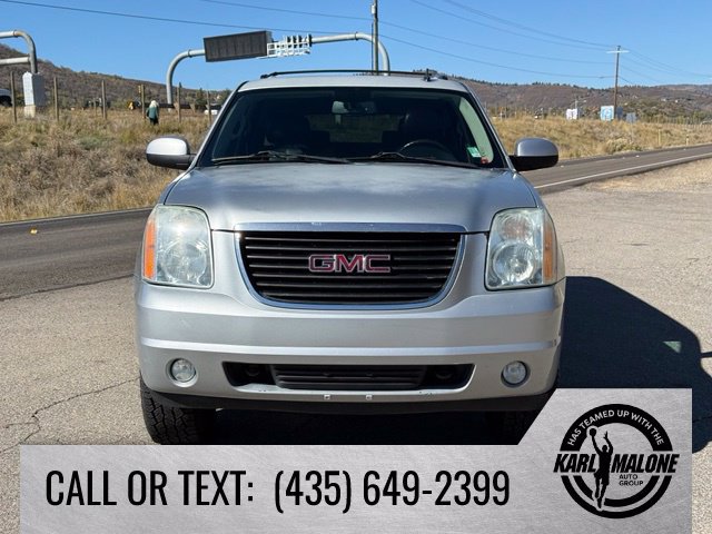 Used 2013 GMC Yukon XL SLT w/ SLT-2 Equipment Package AWD/4WD image 8