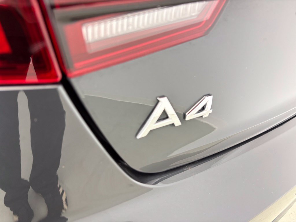 Used 2018 Audi A4 2.0T Premium Plus w/ Premium Plus Package AWD/4WD image 9