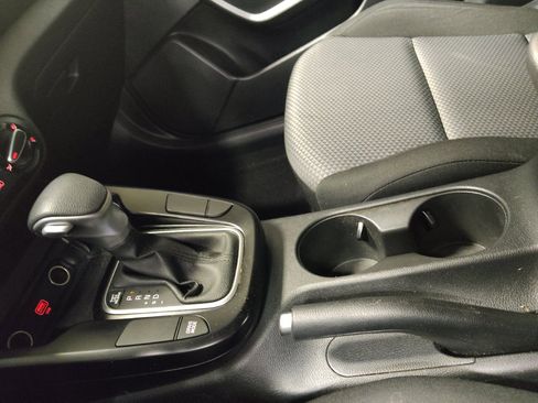 Used 2022 Kia Soul LX FWD image 26
