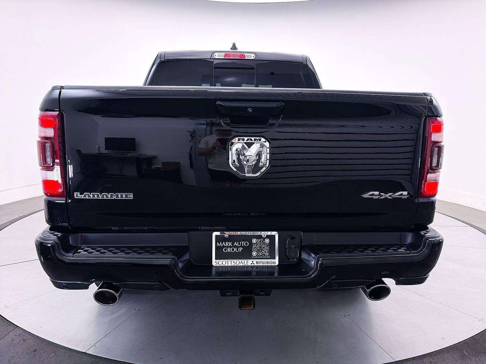 Used 2023 RAM 1500 Laramie AWD/4WD image 17
