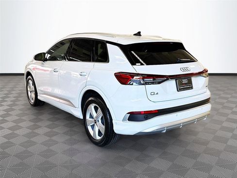 Certified 2023 Audi Q4 e-tron Premium Plus w/ Premium Plus AWD/4WD image 5