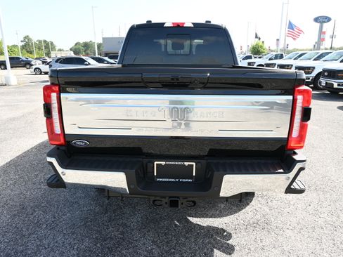 New 2026 Ford F250 King Ranch w/ Chrome Package AWD/4WD image 4