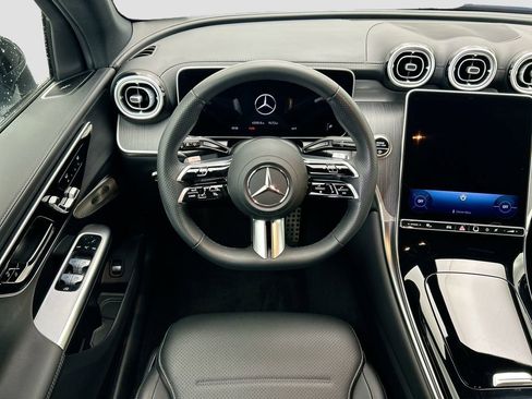 Certified 2025 Mercedes-Benz GLC 300 image 10