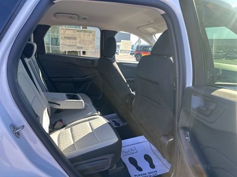 New 2026 Ford Escape Active image 4