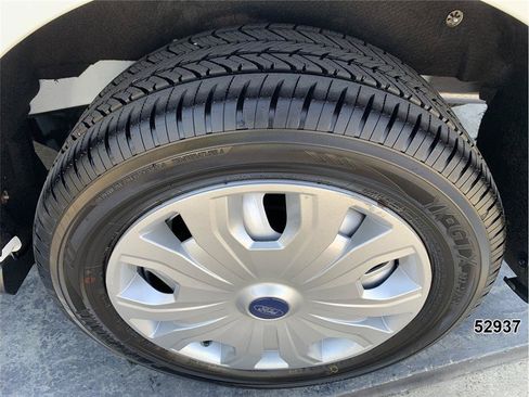 Used 2022 Ford Transit Connect XL FWD image 24
