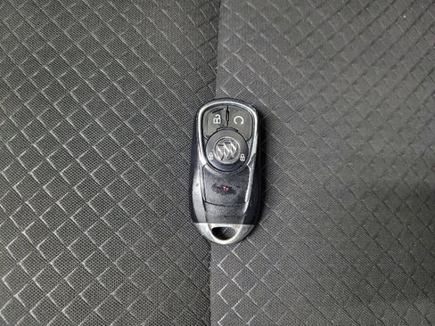 Used 2018 Buick Encore Preferred FWD image 32
