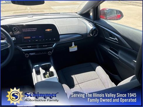 New 2026 Chevrolet Equinox EV LT w/ Comfort Package AWD/4WD image 24