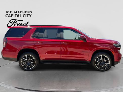 Used 2024 Chevrolet Tahoe RST w/ Luxury Package AWD/4WD image 3