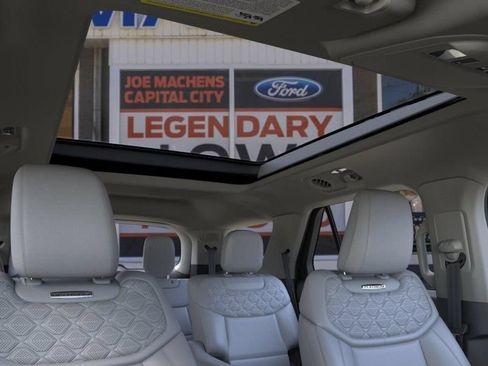 New 2026 Ford Explorer Platinum w/ LUX Leather Package AWD/4WD image 22
