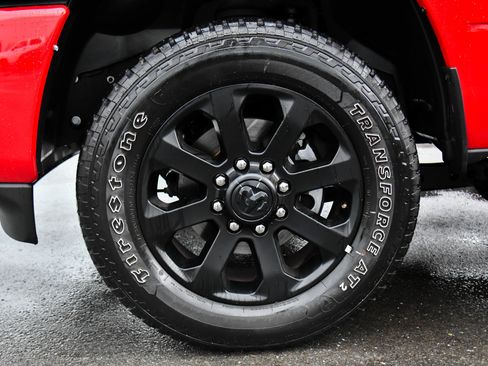 Used 2024 RAM 2500 Big Horn w/ Night Edition AWD/4WD image 12