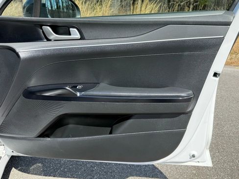 Used 2022 Kia K5 GT-Line image 14