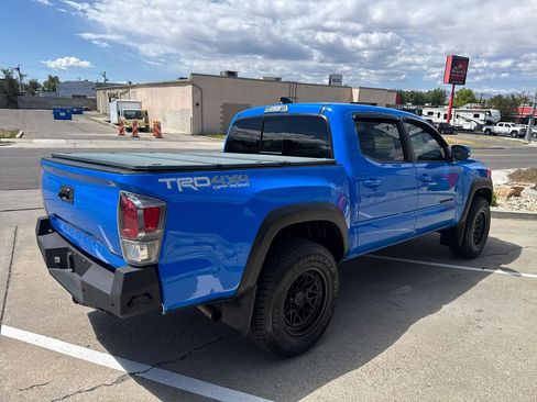 Used 2021 Toyota Tacoma TRD Off-Road AWD/4WD image 5