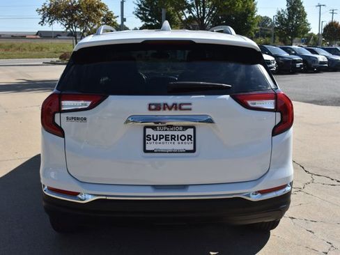 Used 2022 GMC Terrain SLT image 6