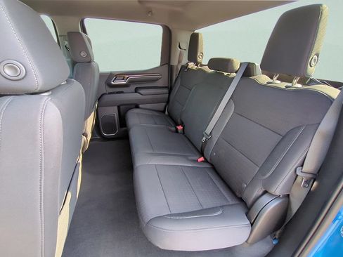 Used 2023 Chevrolet Silverado 1500 RST RWD image 9