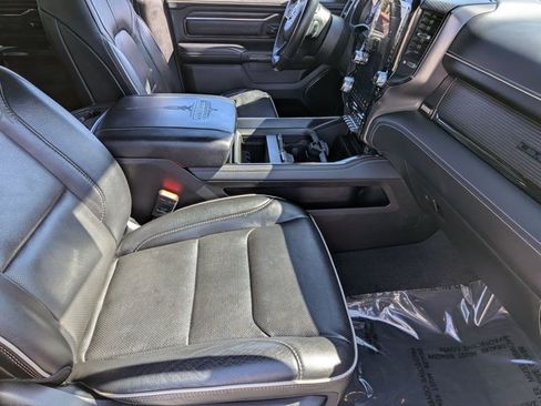 Used 2022 RAM 1500 Limited w/ Night Edition AWD/4WD image 19