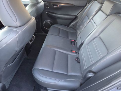 Used 2015 Lexus NX 300h AWD image 11