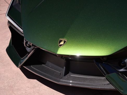 Used 2025 Lamborghini Revuelto AWD/4WD image 28