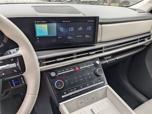 Used 2025 Hyundai Santa Fe SEL image 19