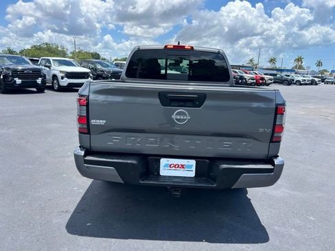 Used 2024 Nissan Frontier SV w/ SV Convenience Package RWD image 5