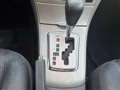 Used 2010 Toyota Corolla S image 29