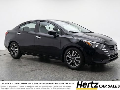 Used 2025 Nissan Versa SV FWD image 1