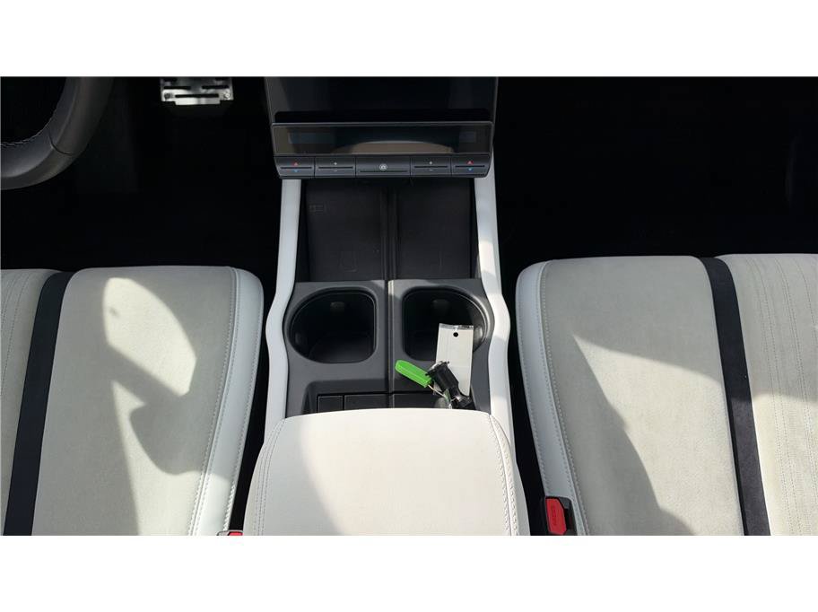 Used 2023 Fisker Ocean Extreme AWD/4WD image 30