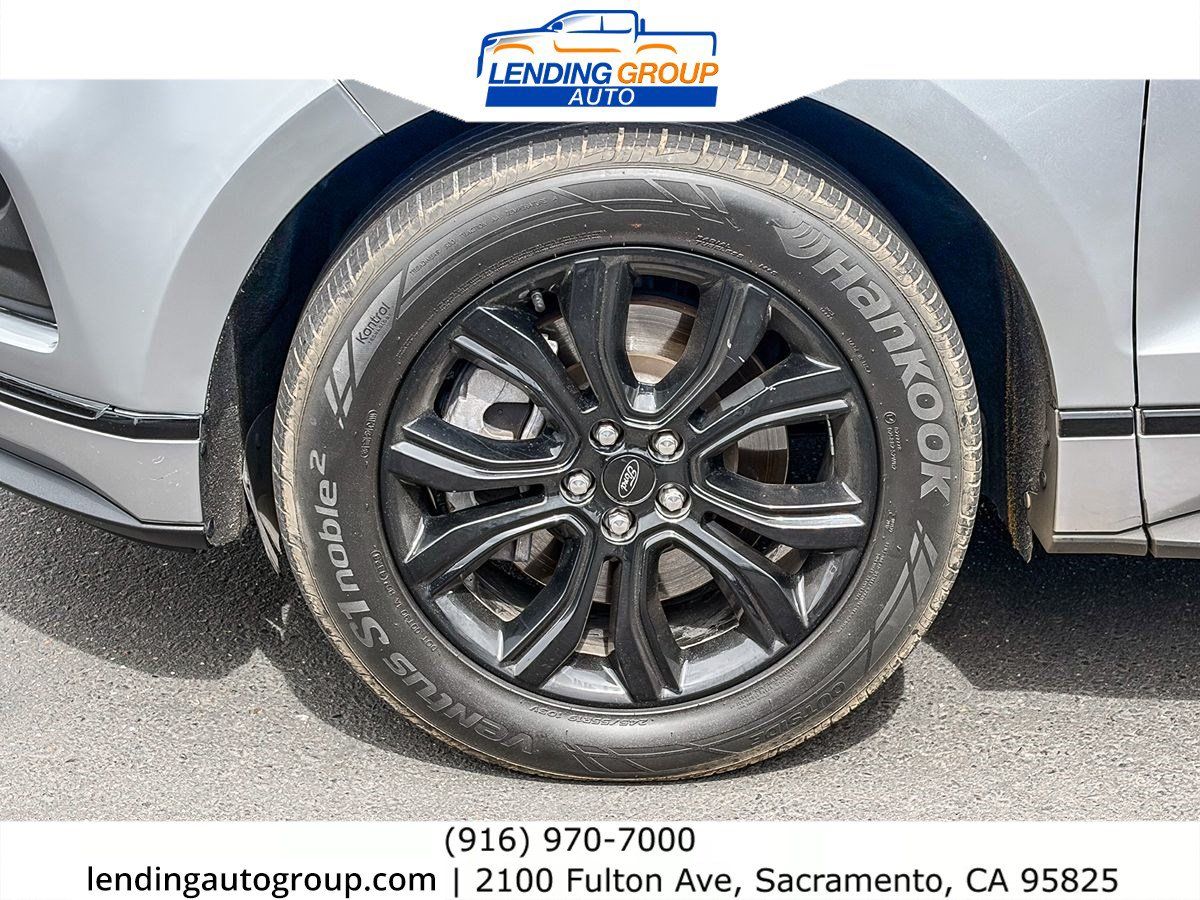 Used 2024 Ford Edge SE w/ Black Appearance Package AWD/4WD image 9