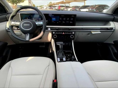 New 2026 Hyundai Tucson SEL image 5