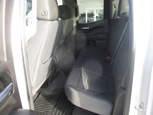 Used 2019 Chevrolet Silverado 1500 LT w/ Texas Edition image 5