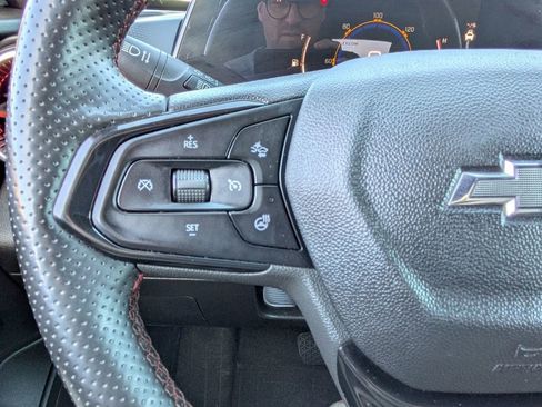 Used 2024 Chevrolet Trax RS w/ Driver Confidence Package image 19