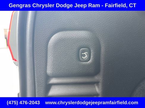 Used 2019 Jeep Grand Cherokee Limited AWD/4WD image 38