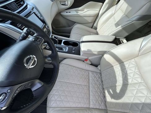 Used 2019 Nissan Murano Platinum image 13