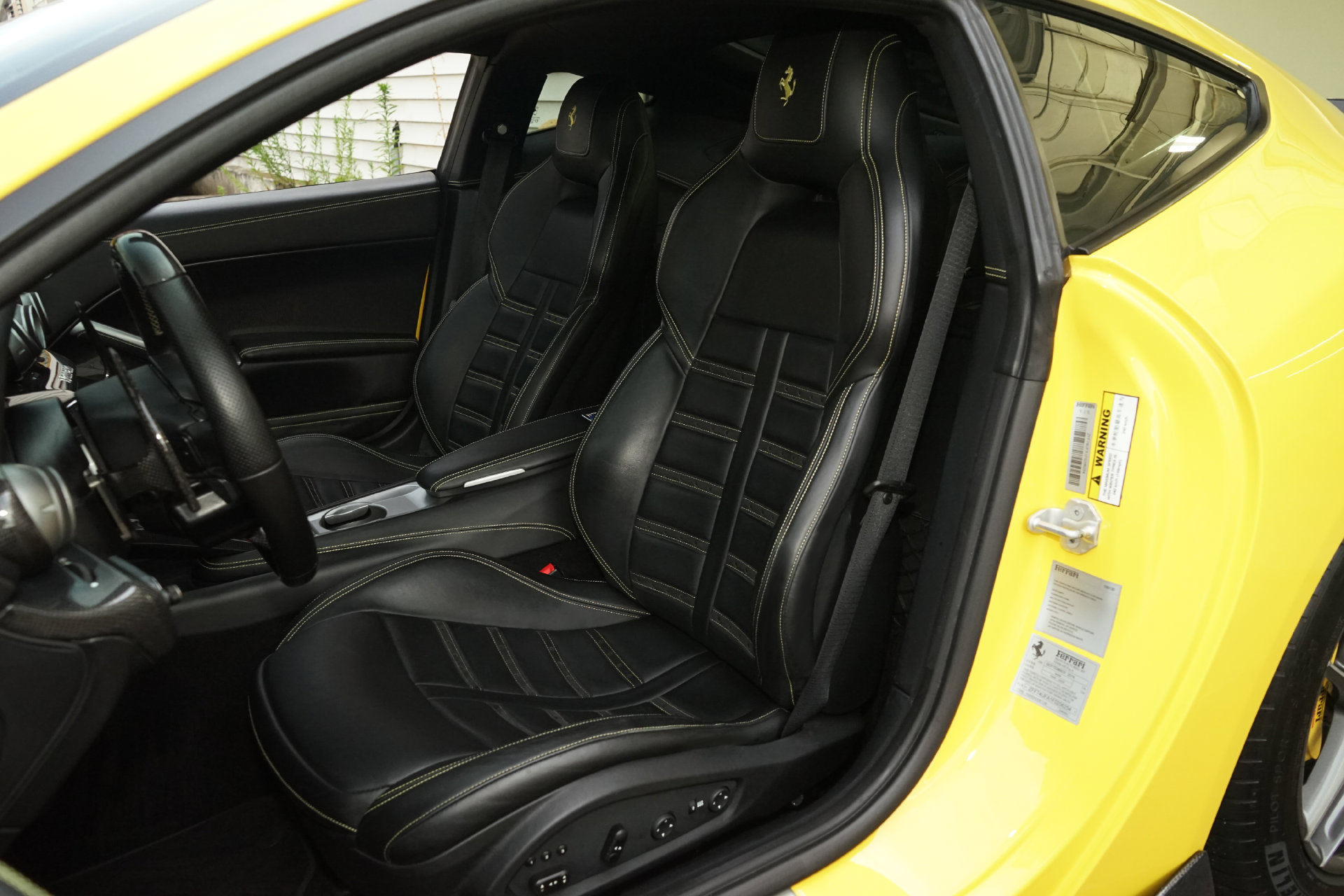 Used 2015 Ferrari F12 Berlinetta RWD image 11