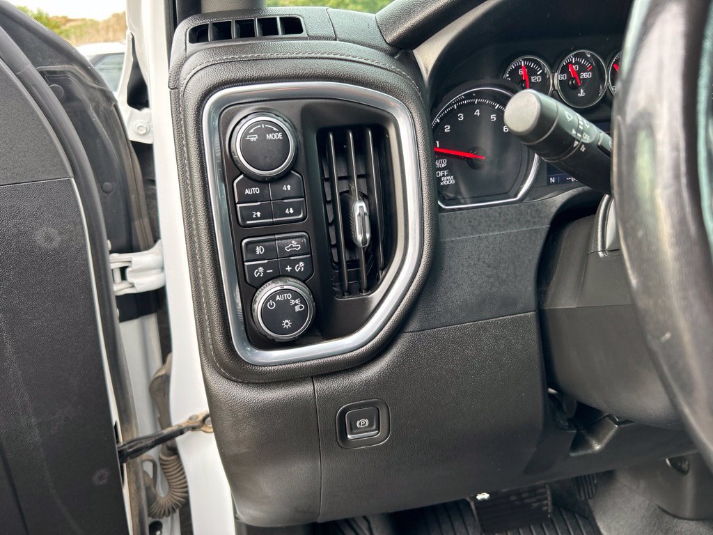 Used 2021 Chevrolet Silverado 1500 RST AWD/4WD image 7