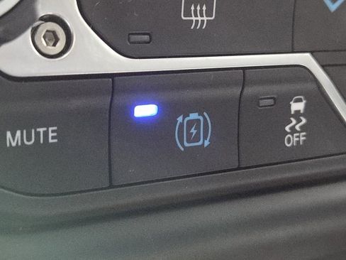 Used 2021 Jeep Wrangler Unlimited Sahara image 18