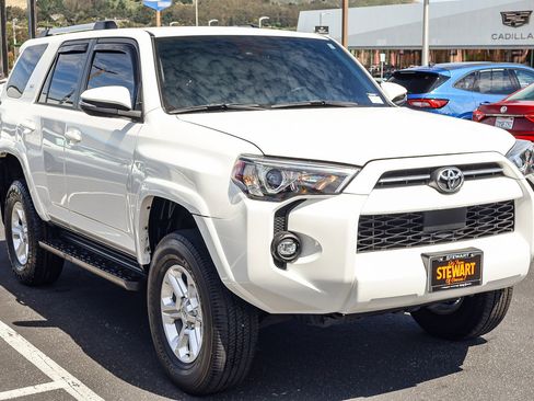 Used 2022 Toyota 4Runner SR5 Premium RWD image 20