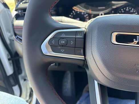 New 2026 Jeep Compass Trailhawk AWD/4WD image 19